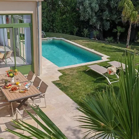 Vila Luxurious