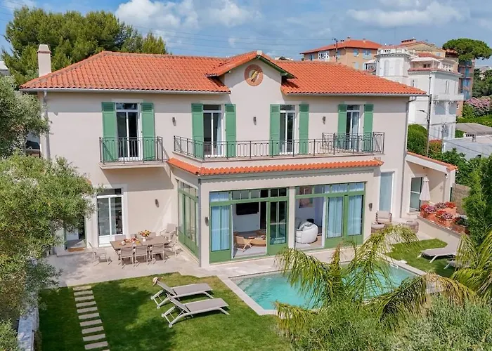 Luxurious Antibes